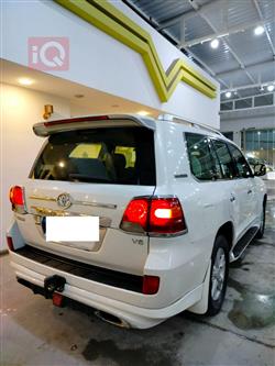 تويوتا لاندكروزر